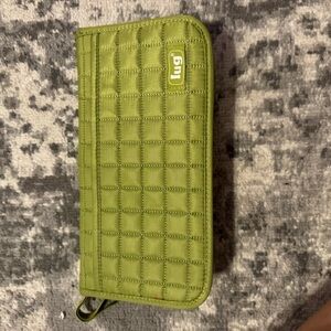 Lug Quilted Wallet in Vibrant Green